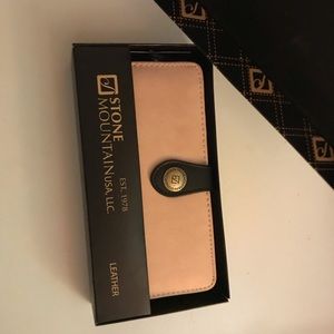 Stone Mountain Wallet